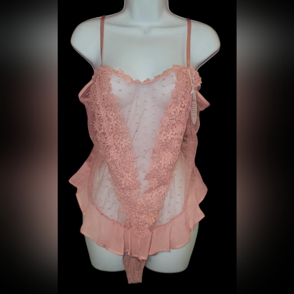 Pink RSLove Lingerie XXL NWT